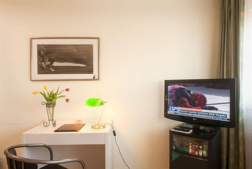 Ars Vivendi Hotel Koln Bagian luar foto