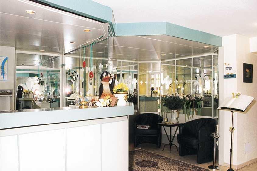 Ars Vivendi Hotel Koln Bagian luar foto